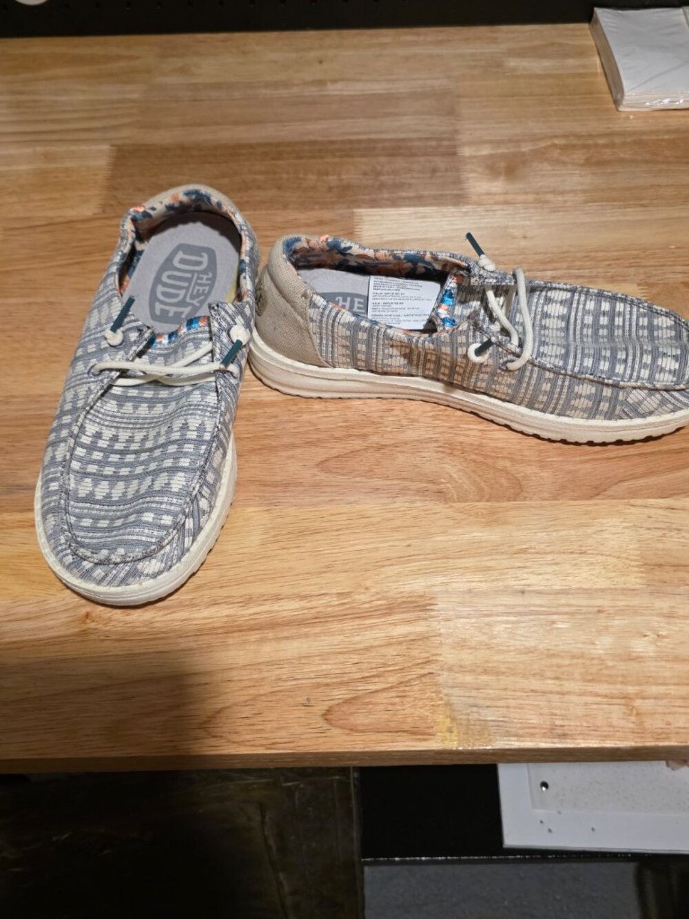 Womens Hey Dude Wendy Size 6 - Picture 4 of 4